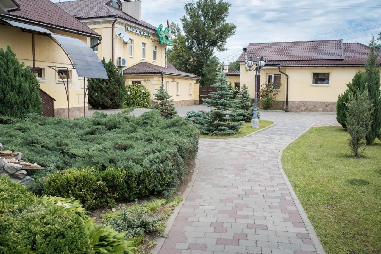 Restoran-Hotel Stariy Melnik Poltava Exterior photo