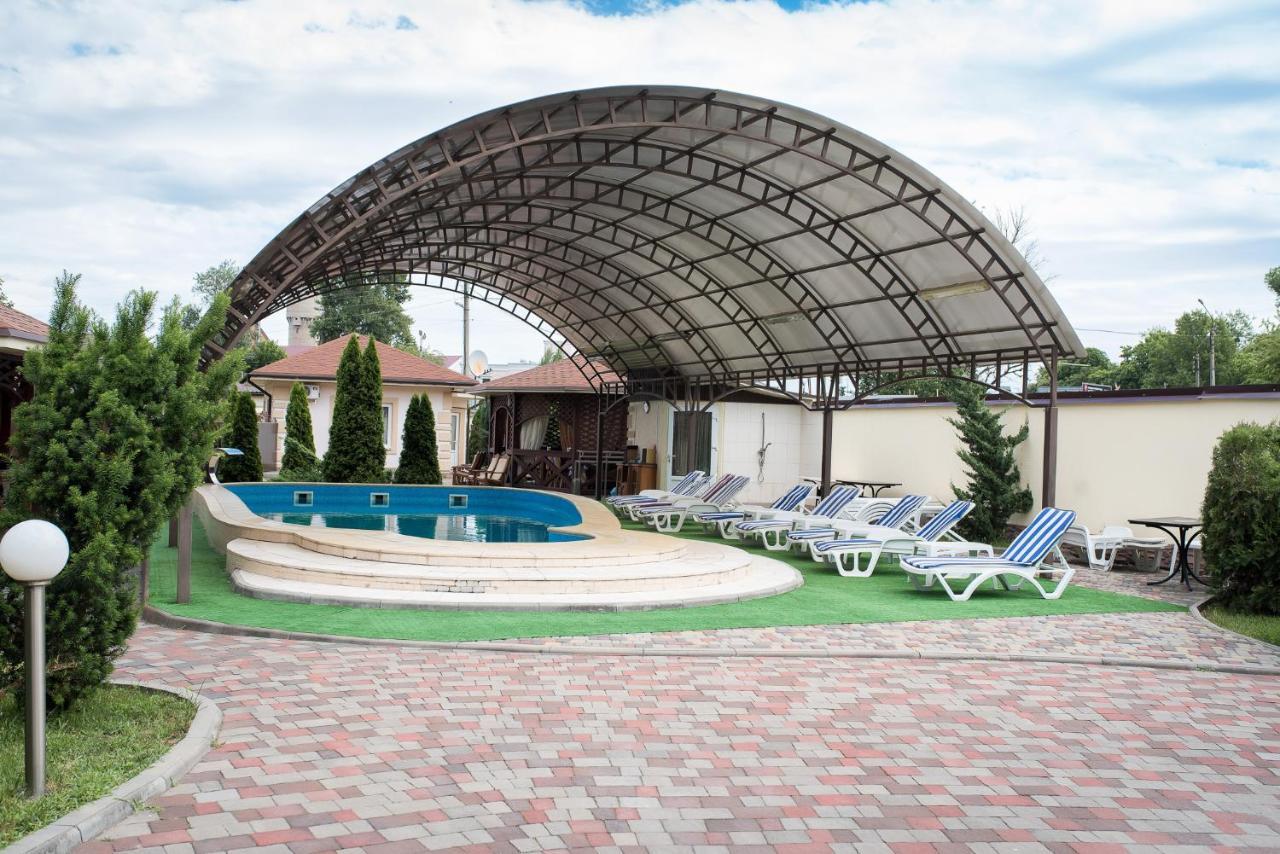Restoran-Hotel Stariy Melnik Poltava Exterior photo