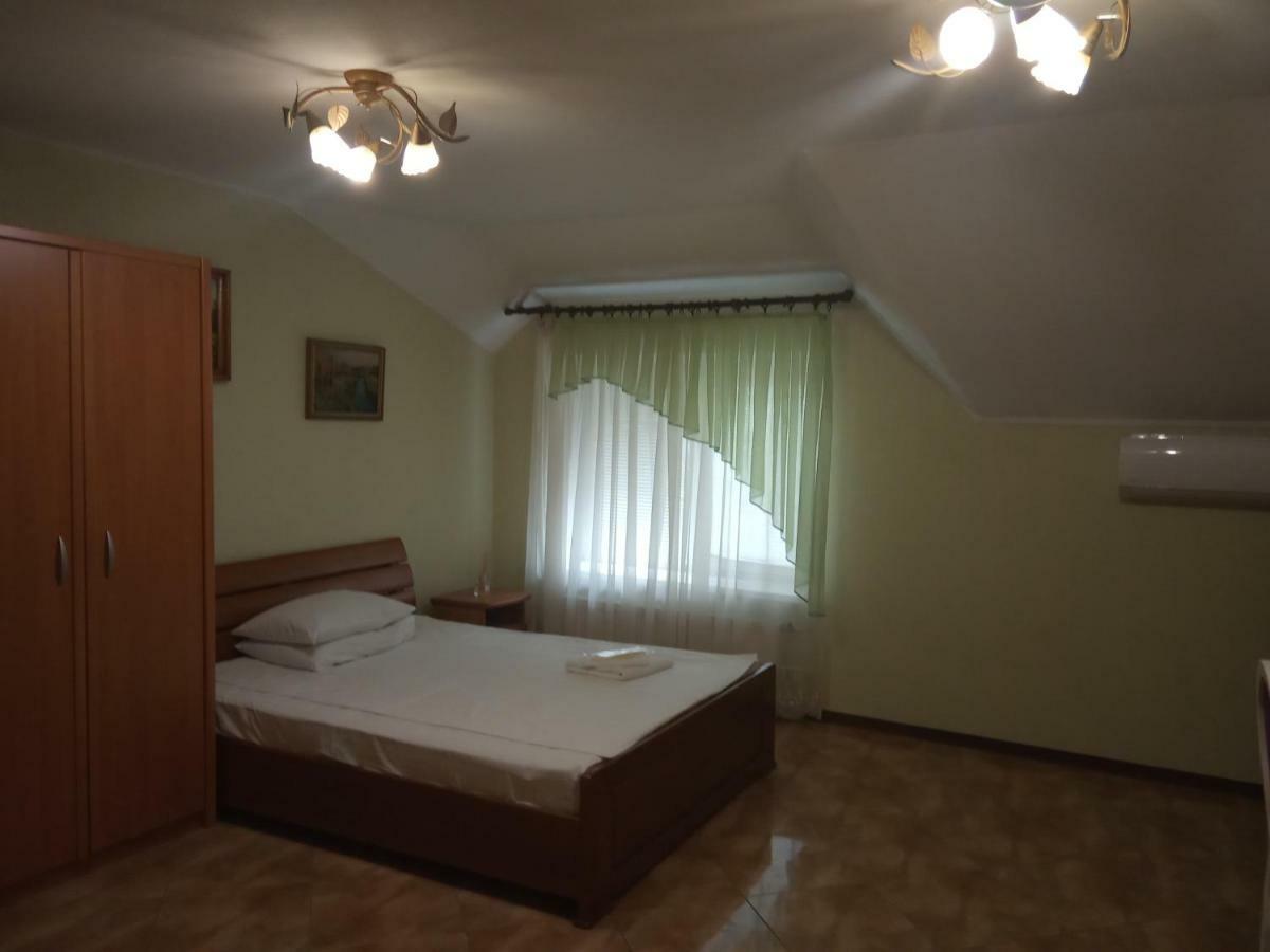 Restoran-Hotel Stariy Melnik Poltava Exterior photo